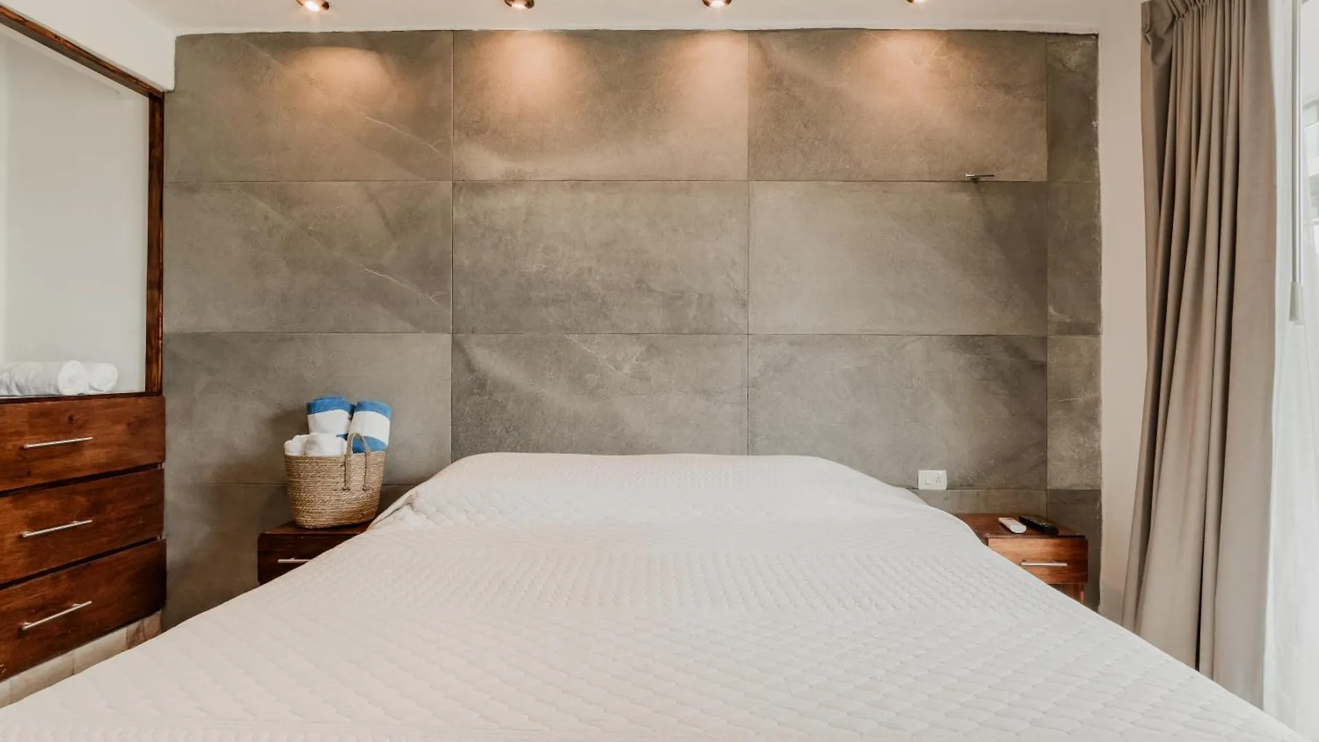 Seaak Cancun Rentals Mexico