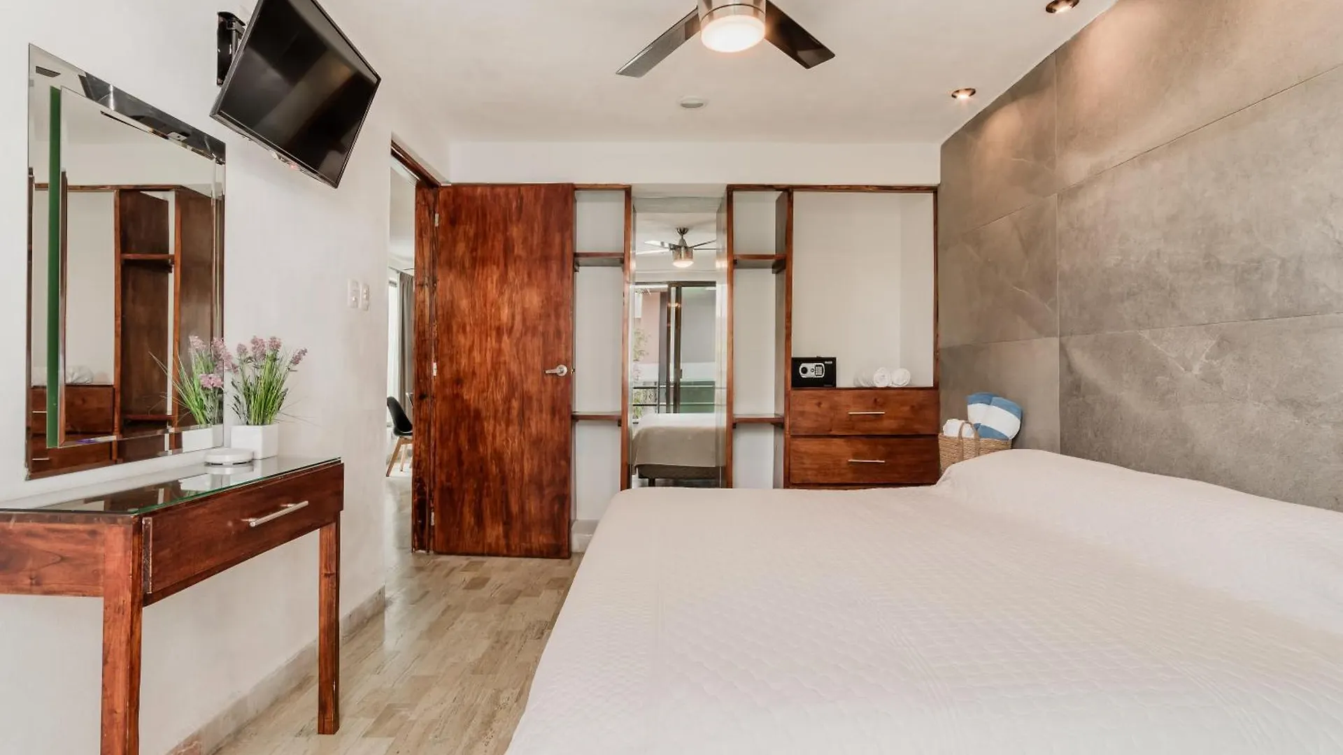 Apartment Seaak Cancun Rentals