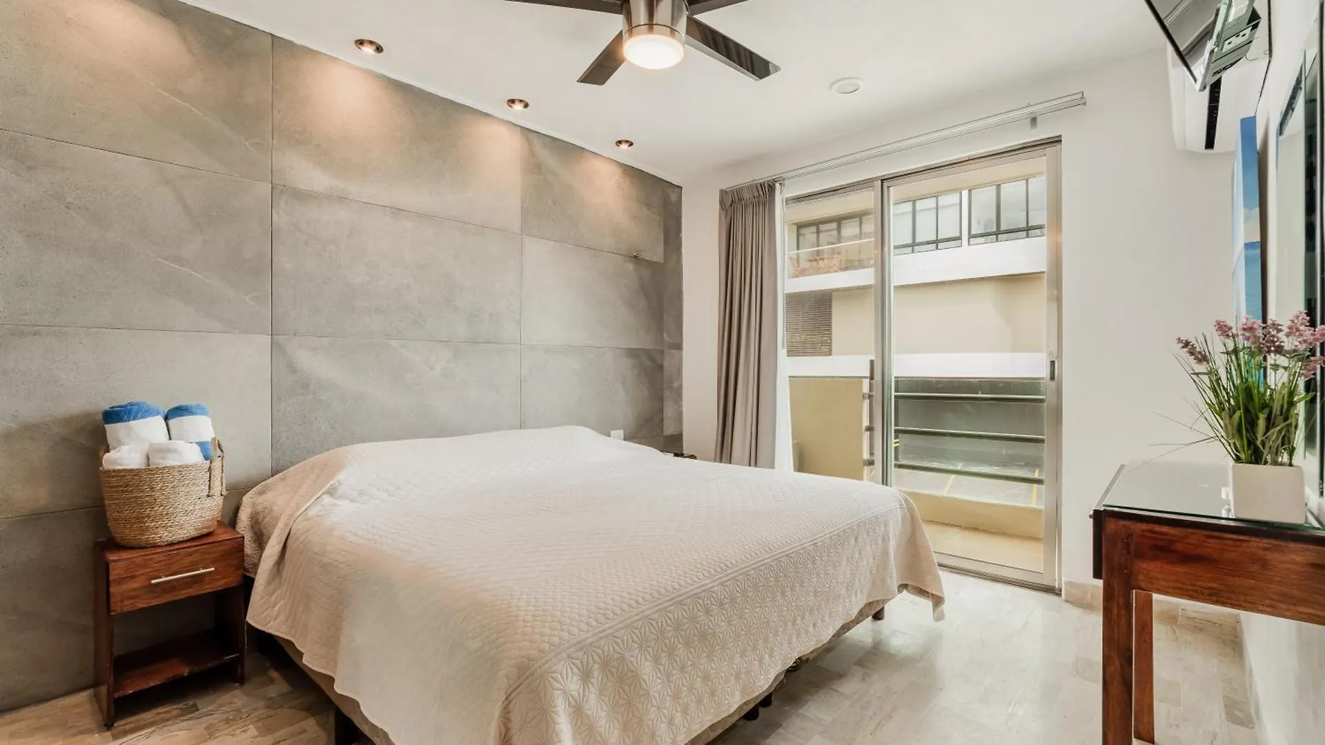 Seaak Cancun Rentals Apartment