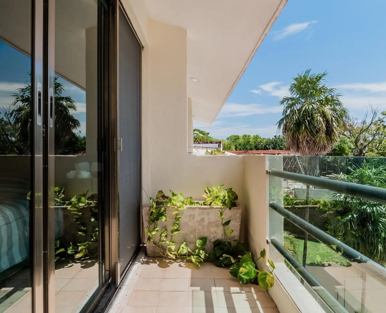 Seaak Cancun Rentals