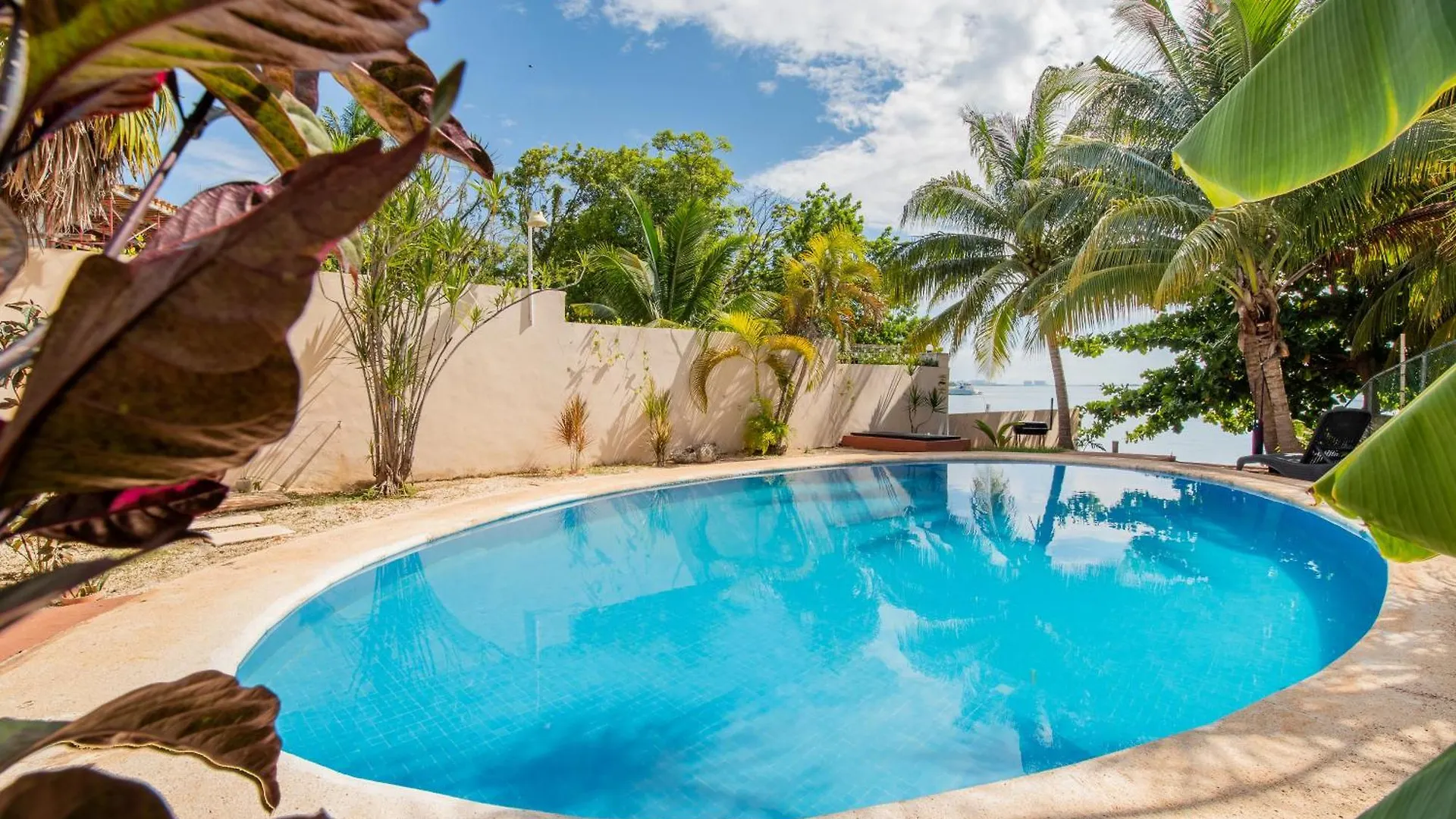 Seaak Cancun Rentals