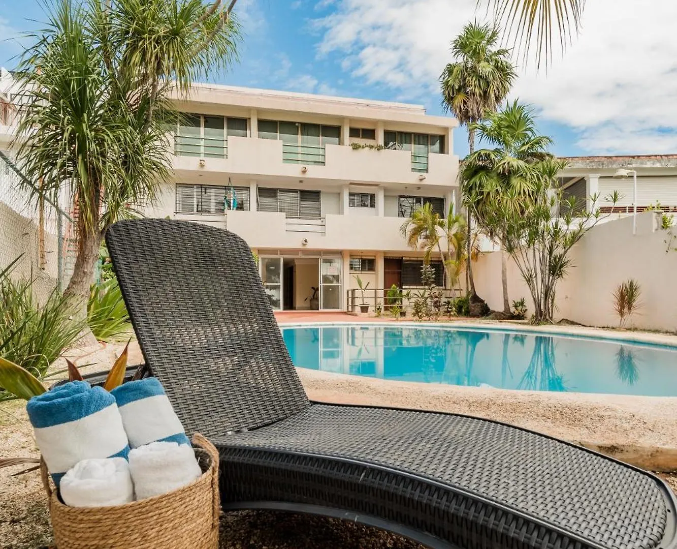 Apartment Seaak Cancun Rentals